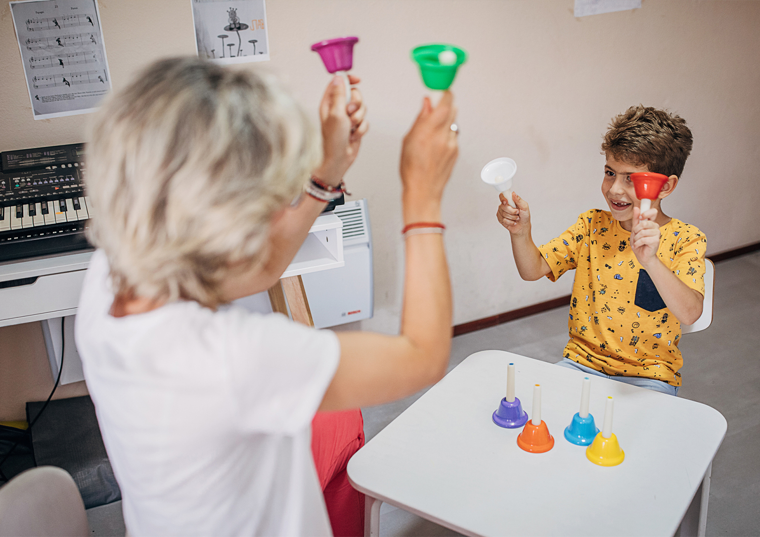 music-therapy-child-chime-instrument-session